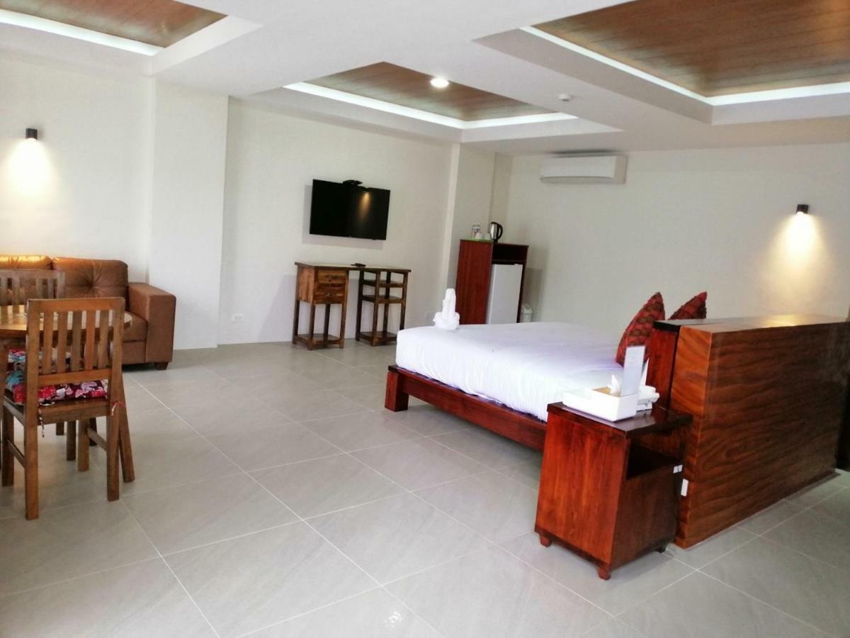 Nirvana Resort Puerto Galera Kültér fotó